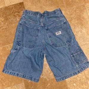 VINTAGE medium blue carpenter jean shorts!